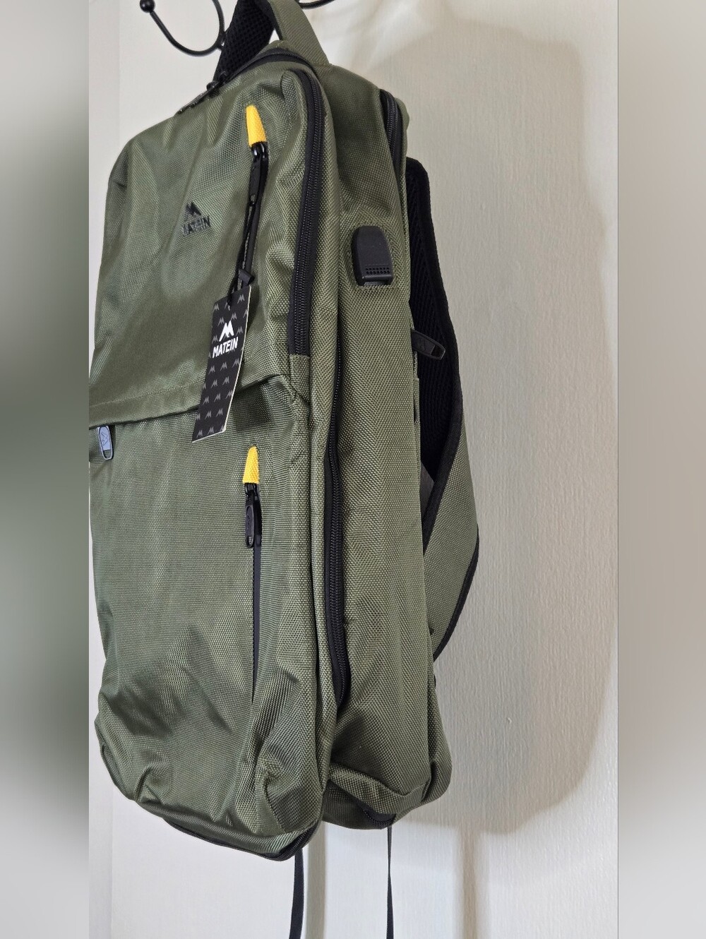 Matein Men's Olive Green Backpack Everyday Airline Travel Bag - Picture 2 of 10